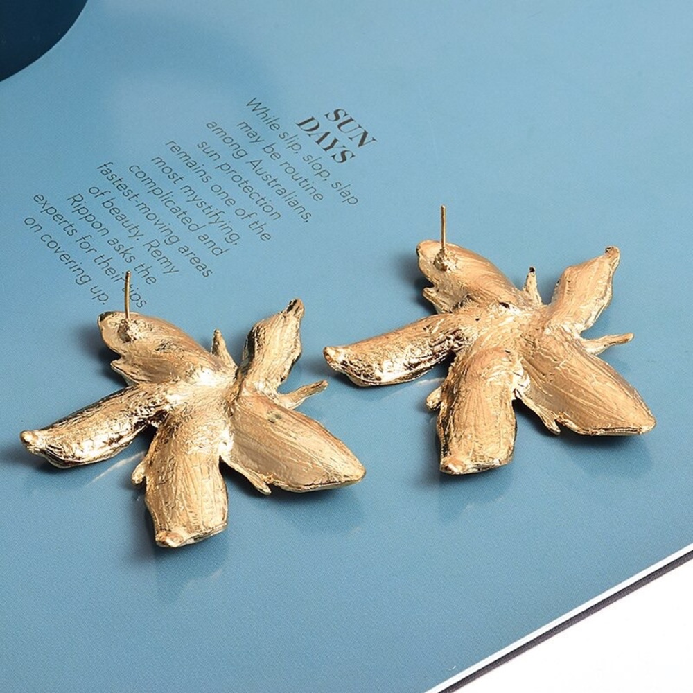 Big Gold Flower Statement Earrings Petals Jewelry - Picture 9 of 12